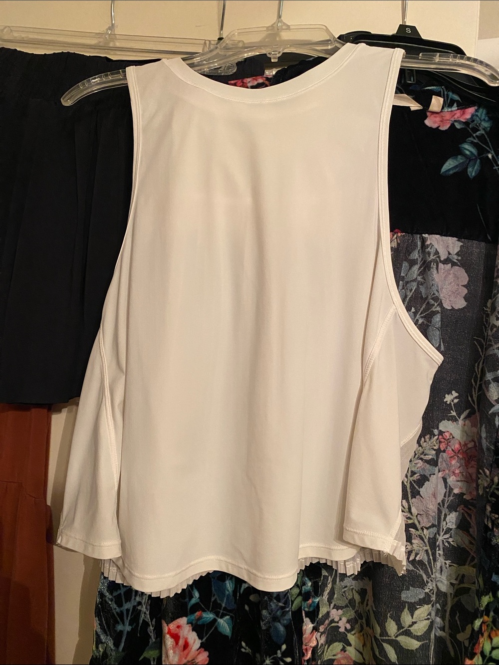 Lululemon Pleats White Tank Top